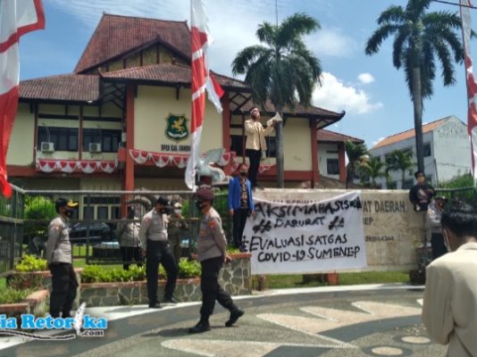 Tidak Ditemui Anggota DPRD, BEM Sumenep Siap Demo Lebih Besar Lagi