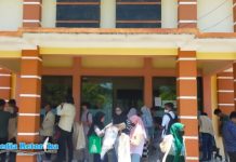 Distribusikan Jas Almamater pada Mahasiswa Baru, Ini Imbauan Kepala BAU