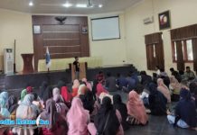 Kajian Perdana, UKM PI Ajak Anggota Baru Berpikir Kritis