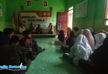 HMP PPKn Hadirkan Sekolah Pancasila untuk Siswa Giliyang