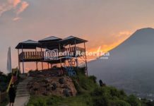 Perjalanan di Bukit Botorono