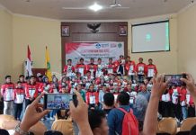Ketua KONI Sumenep Beri Penghargaan pada Atlet STKIP PGRI Sumenep
