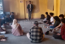 SERIUS: Panitia BBN Gelar RTL perdana di ruang HMP Bersama, Selasa 05/09/2023 (Rizal/mediaretorika.com)