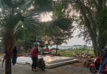 Gazebo Ambruk, Pimpinan Kampus Biarkan Terbengkalai