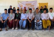 Tanamkan Nilai Religius, KKN Posko 07 STKIP PGRI Sumenep Gelar Pelatihan Kafani Jenazah