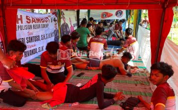 Relaksasi dan Edukasi, Mahasiswa PJKR Hadirkan Sport Massage untuk Warga Sumenep