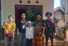 Santunan Anak Yatim, Cara Manis KKN Posko 28 UPI Sumenep Menutup Pengabdian