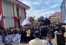 PKKMB 2025 UPI Sumenep Berubah Jadi Aksi Refleksi, 650 Mahasiswa Tagih Janji Politik Bupati