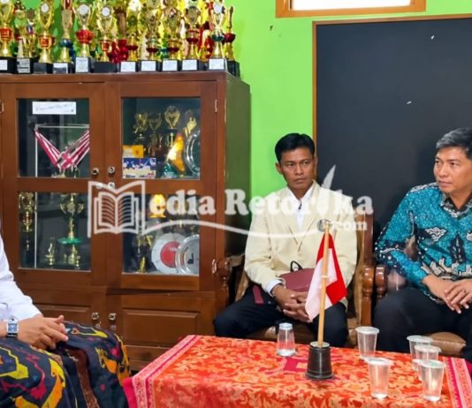 DPL Resmi Serahkan Tujuh Mahasiswa PPL UPI Sumenep ke SDN Pangarangan 1
